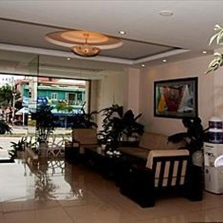 Bloom Hotel Дананг Екстериор снимка